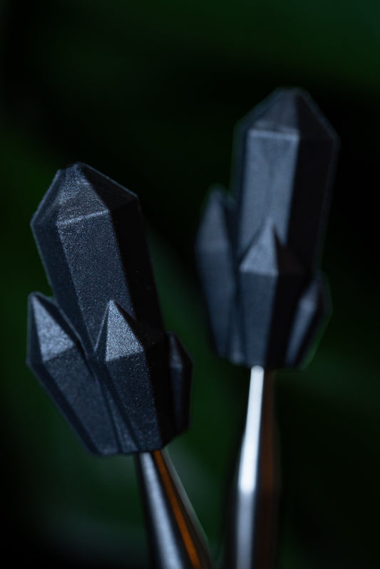 Black Crystal Needle Tip Protectors