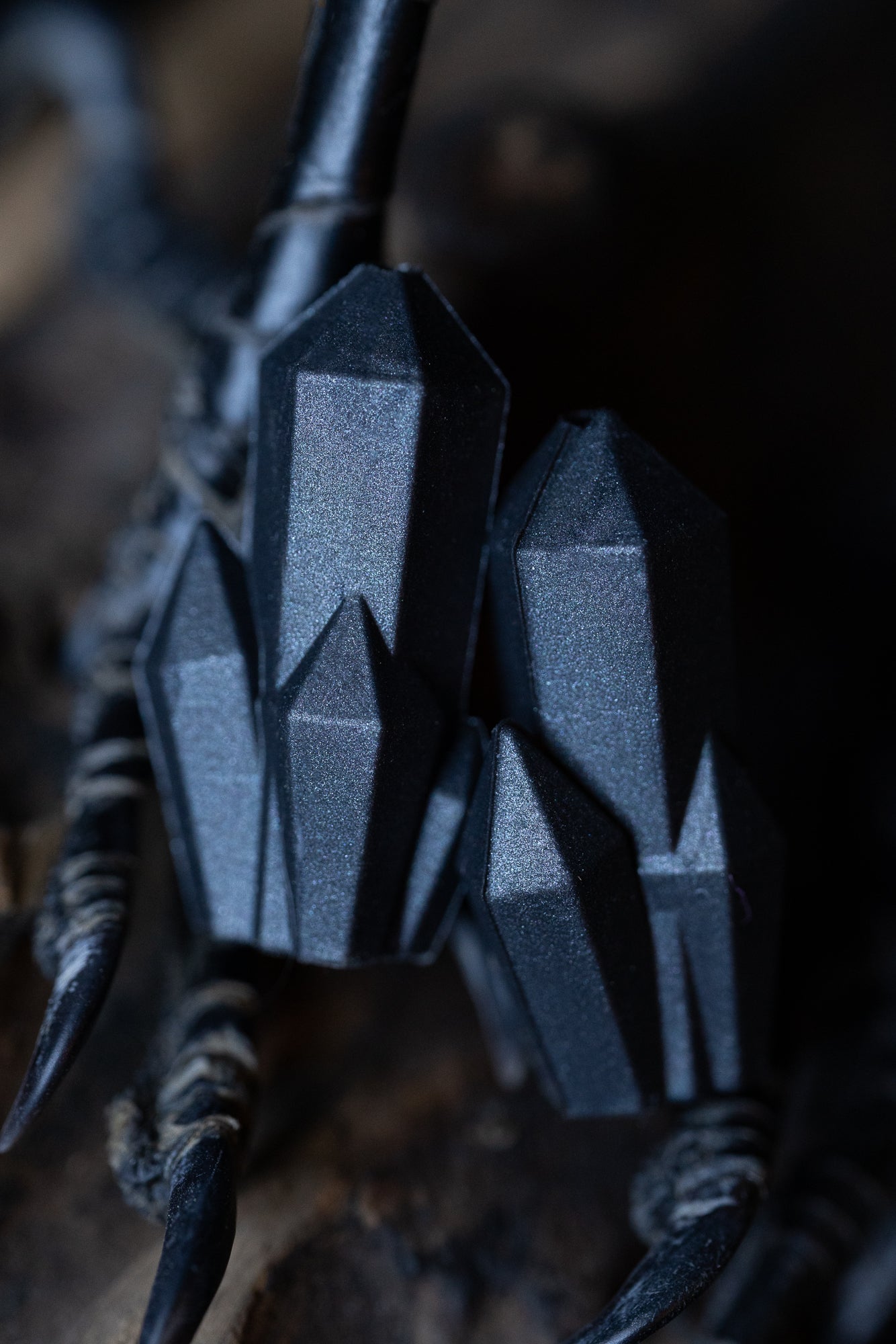 Black Crystal Needle Tip Protectors