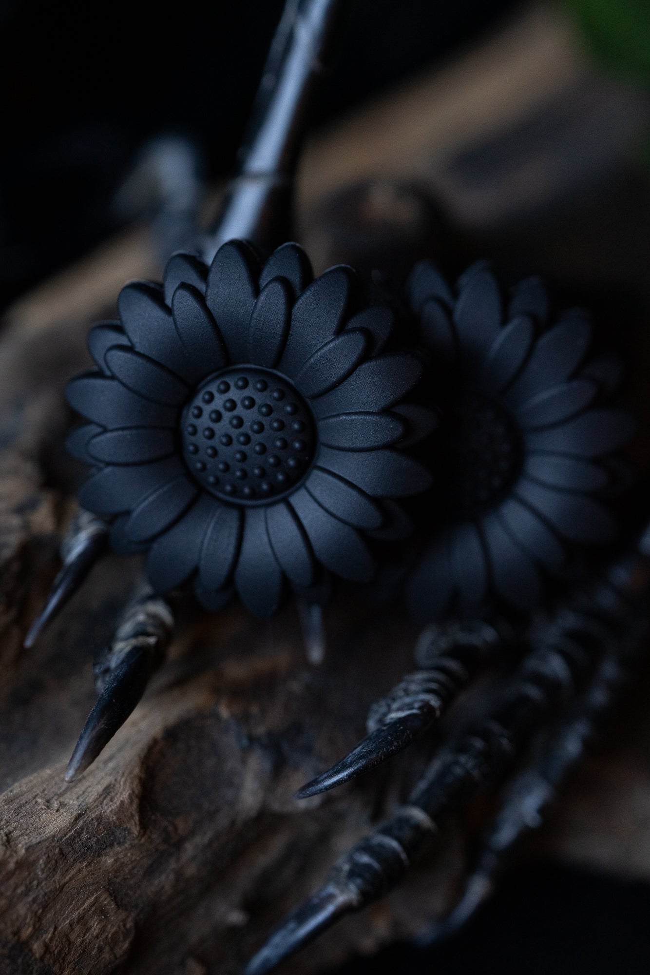 Black Sunflower Needle Tip Protectors
