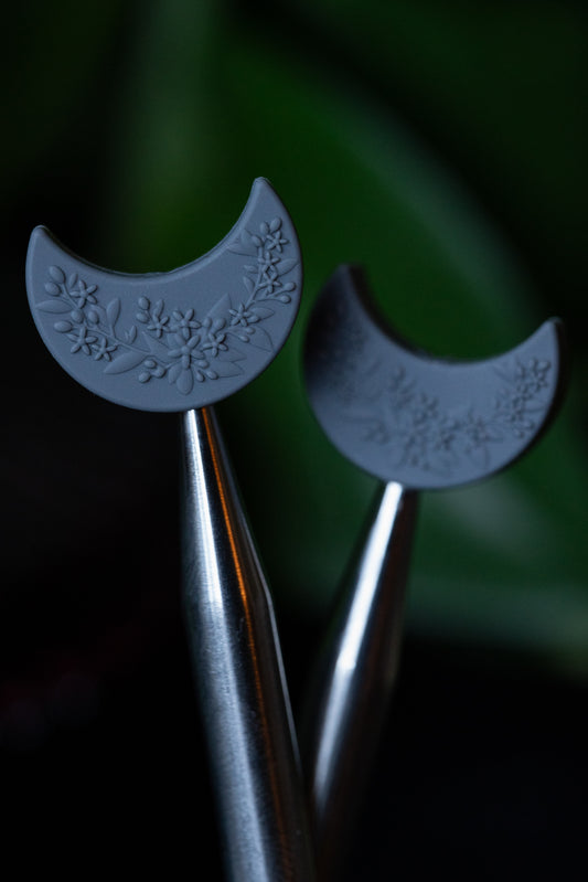 Grey Floral Moon Needle Tip Protectors