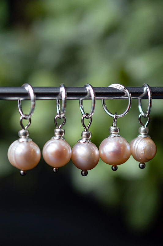 Freshwater Pearl Stitch Markers