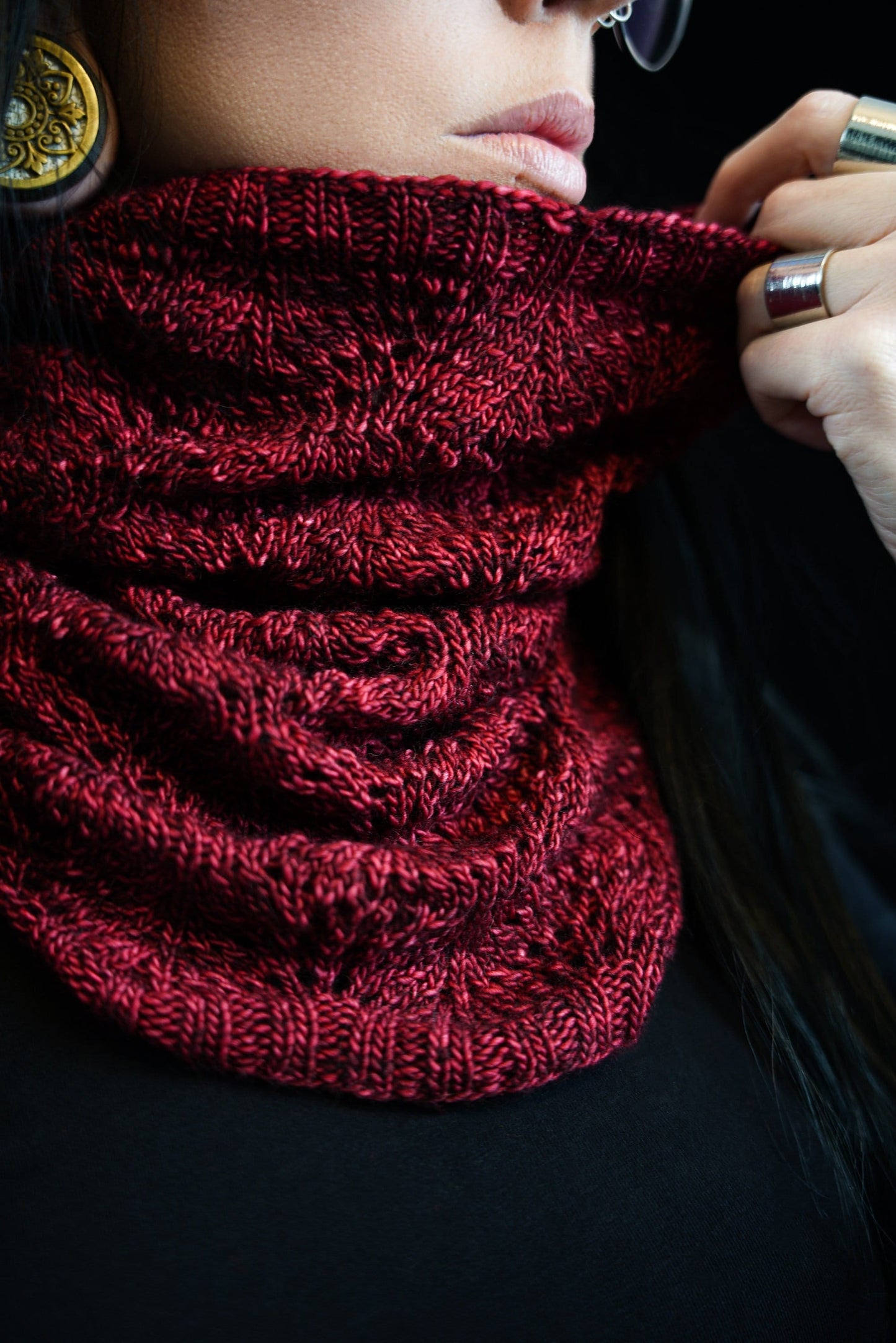 Serana Cowl (Digital Knitting Pattern)