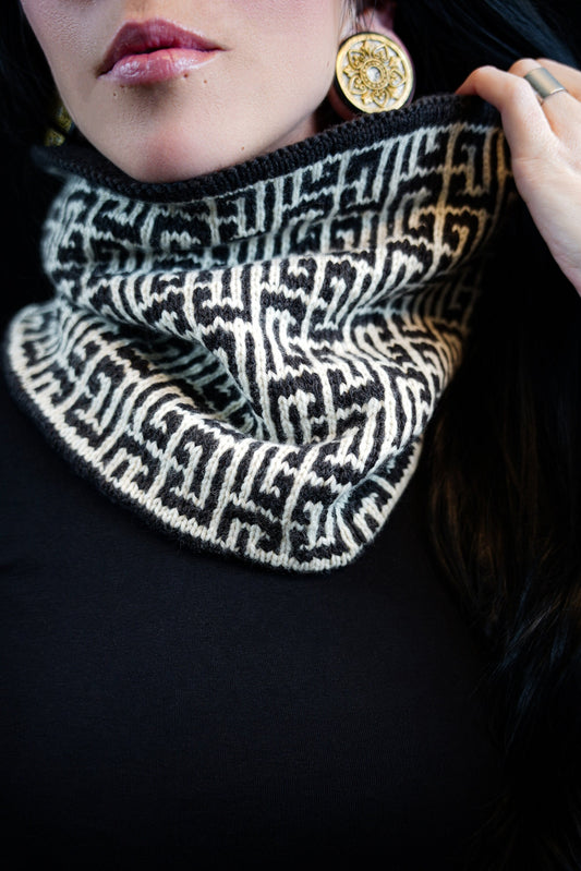 Bey Cowl (Digital Knitting Pattern)