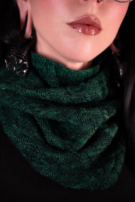 Witch Woods Cowl (Digital Knitting Pattern)