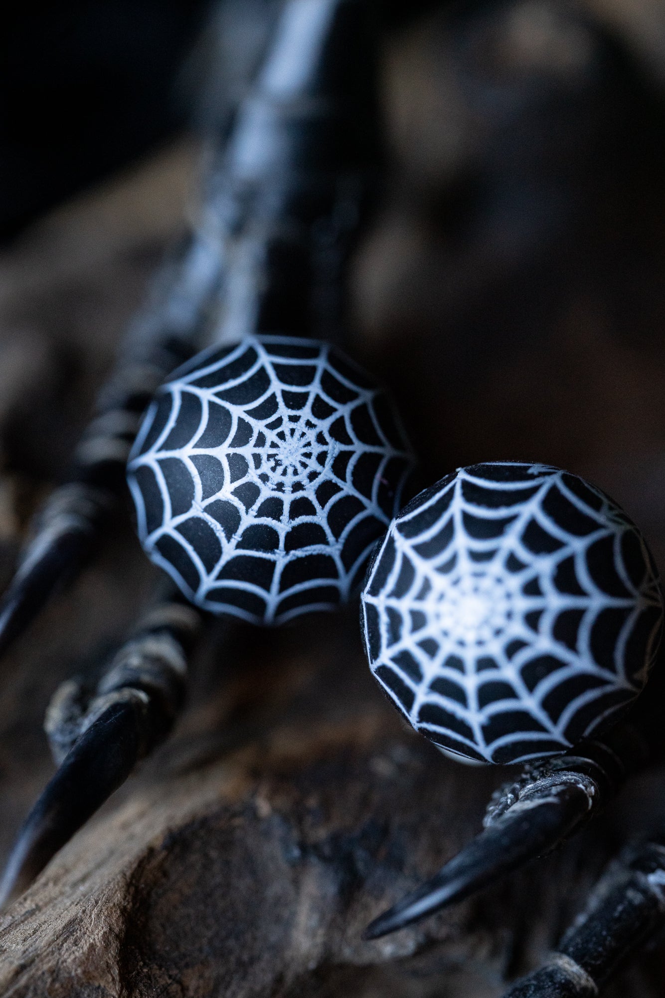 Spider Web Needle Tip Protectors