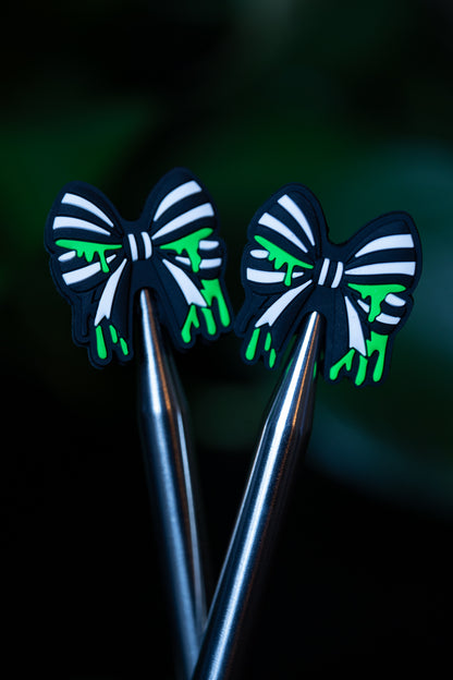 Drippy Bow Needle Tip Protectors