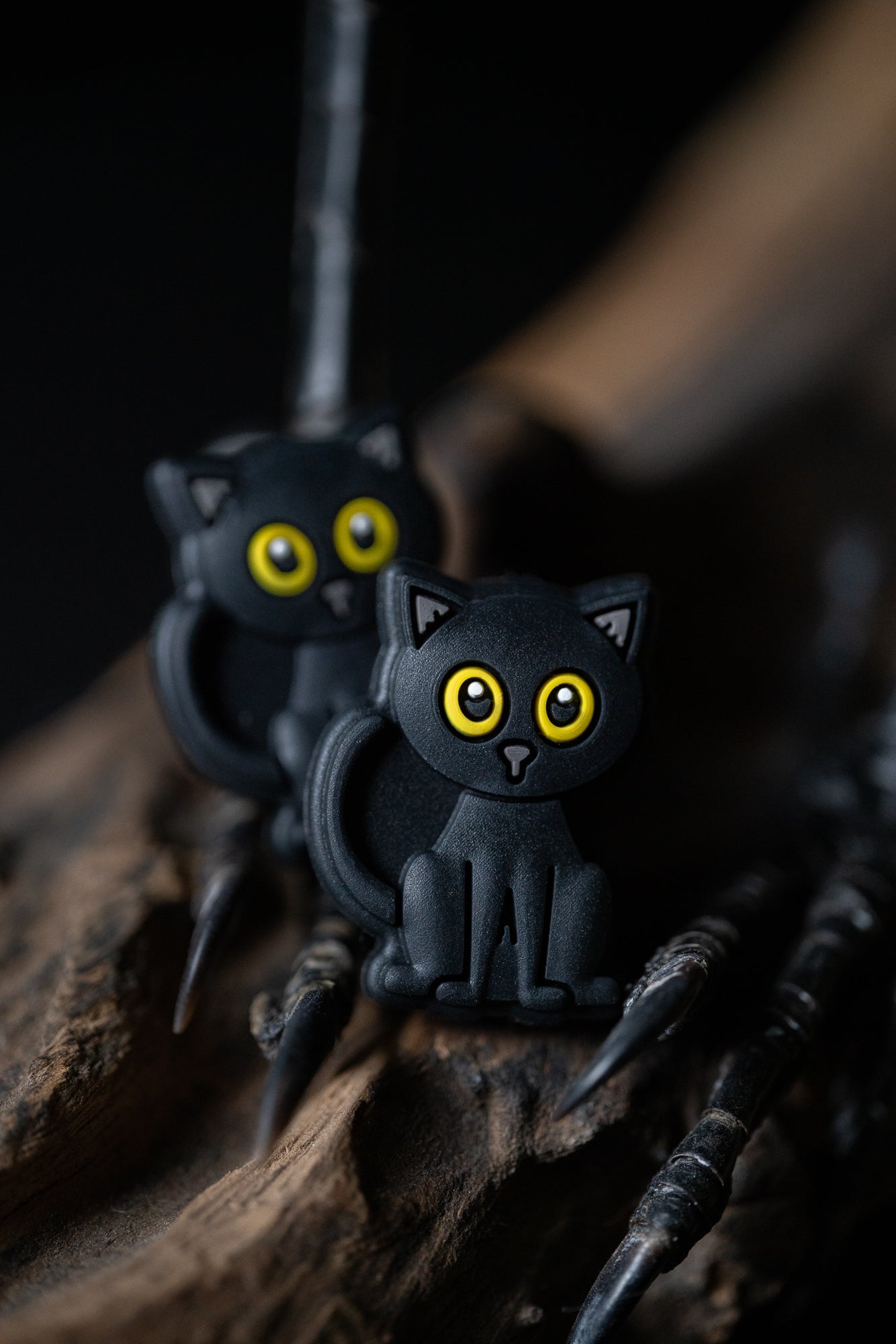 Yellow Cat Eye Needle Tip Protectors