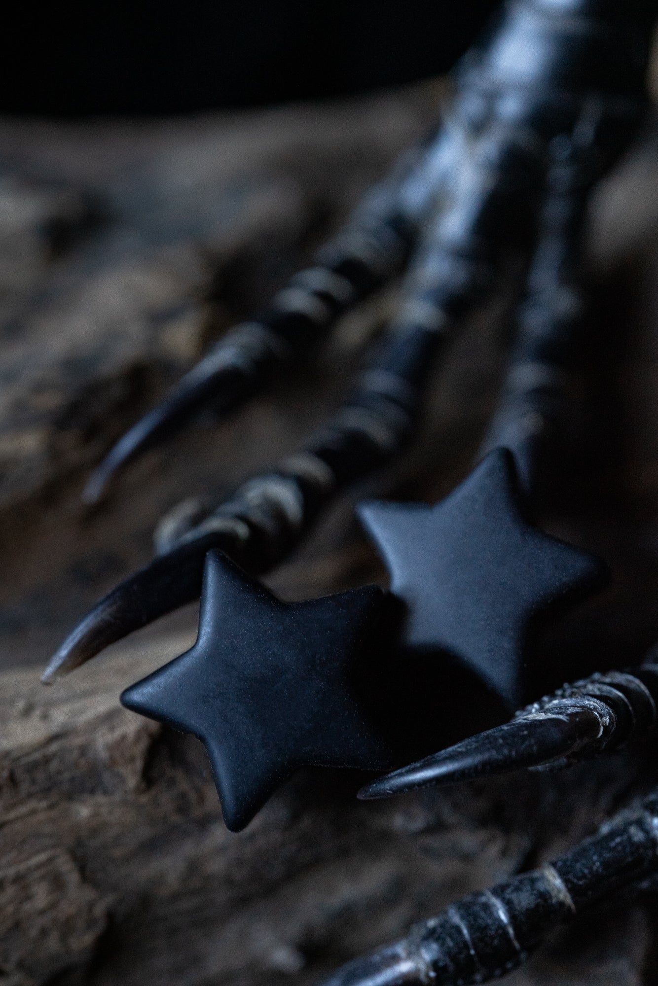 Small Black Star Needle Tip Protectors