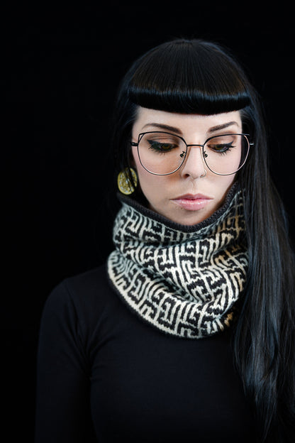 Bey Cowl (Digital Knitting Pattern)